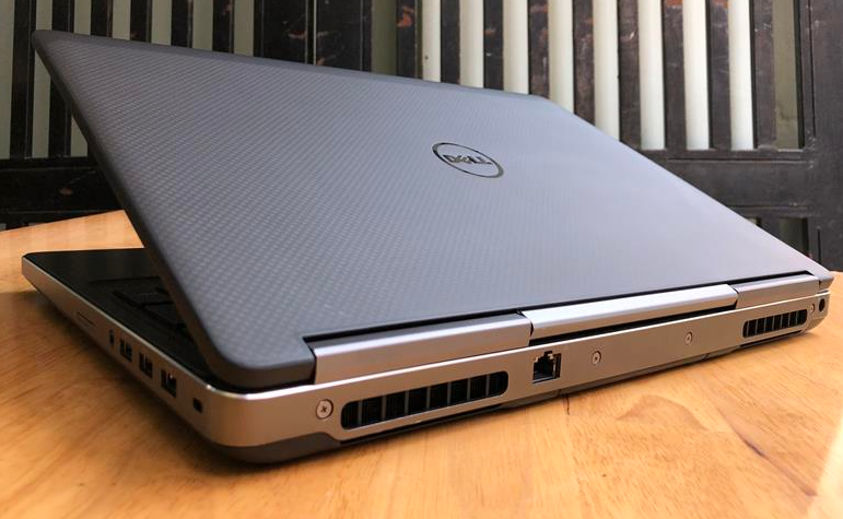 [Review] Đánh giá Laptop Dell Precision 7520: Dòng máy trạm mạnh mẽ!