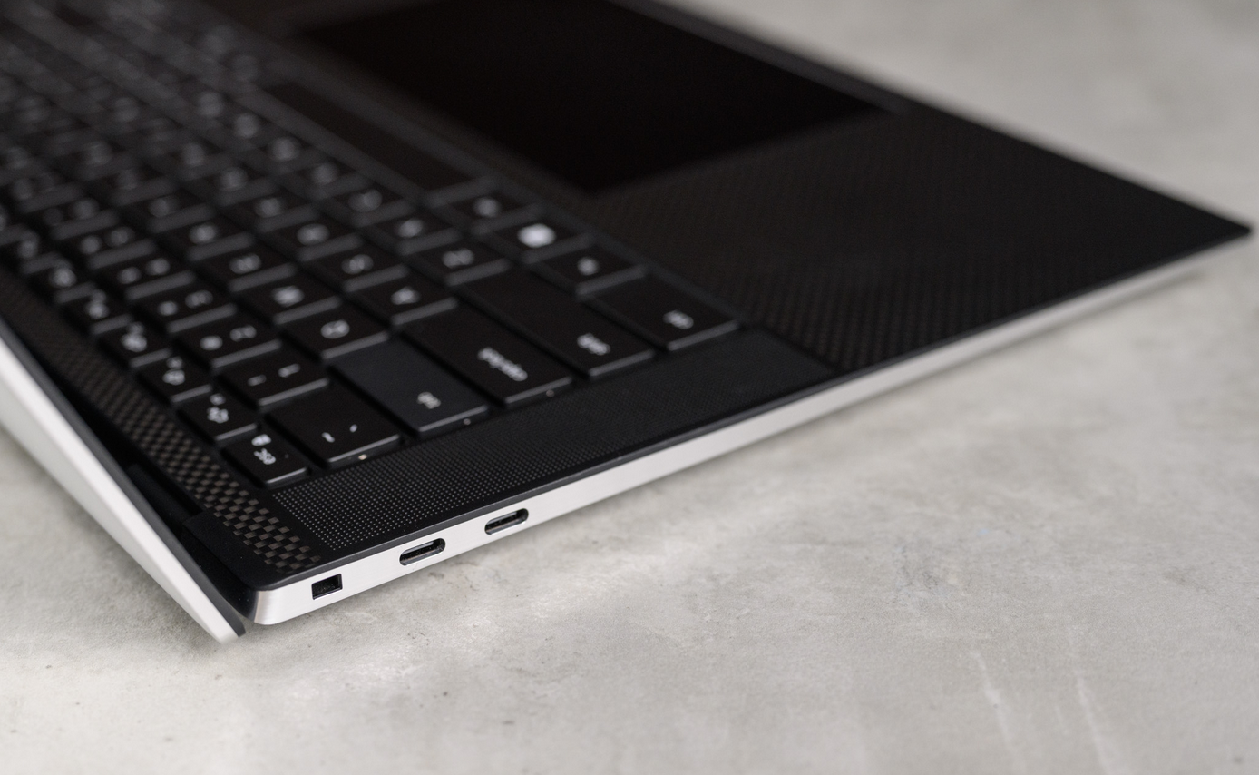 [Review] Đánh giá Laptop Dell XPS 9530: Lịch lãm sang trọng và mạnh mẽ!