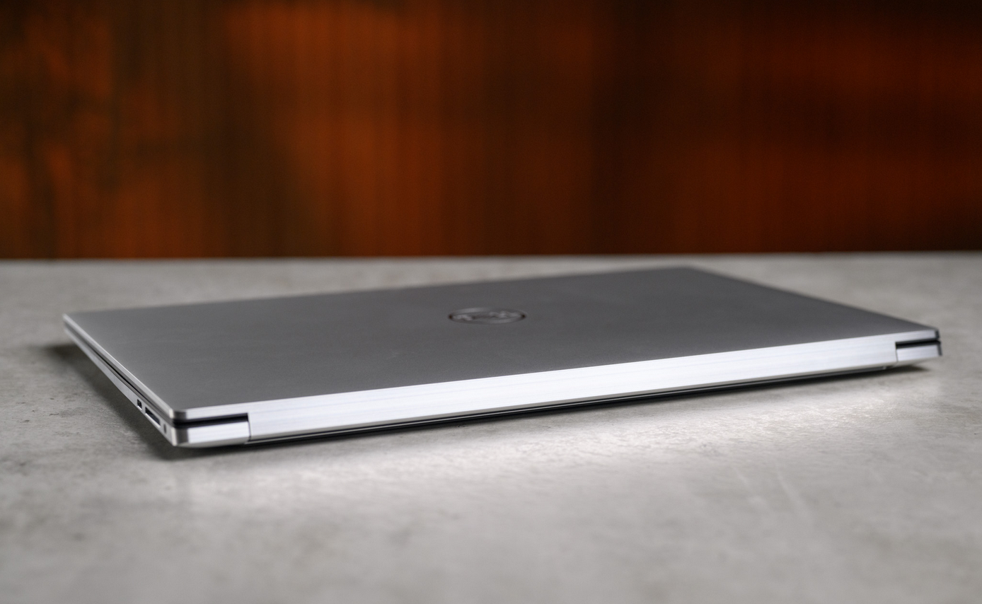 [Review] Đánh giá Laptop Dell XPS 9530: Lịch lãm sang trọng và mạnh mẽ!