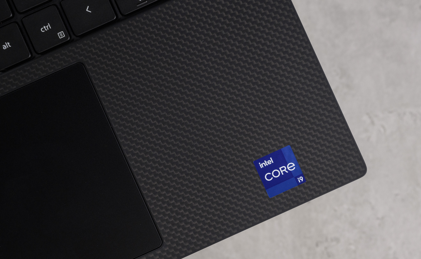 [Review] Đánh giá Laptop Dell XPS 9530: Lịch lãm sang trọng và mạnh mẽ!