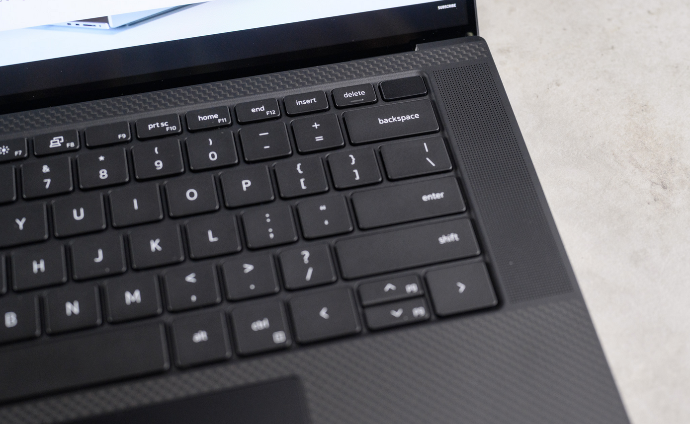 [Review] Đánh giá Laptop Dell XPS 9530: Lịch lãm sang trọng và mạnh mẽ!