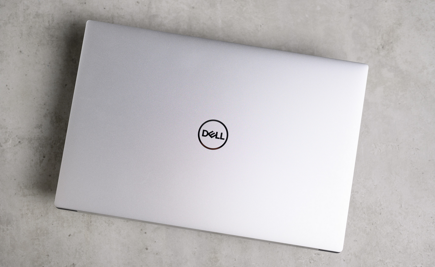 [Review] Đánh giá Laptop Dell XPS 9530: Lịch lãm sang trọng và mạnh mẽ!