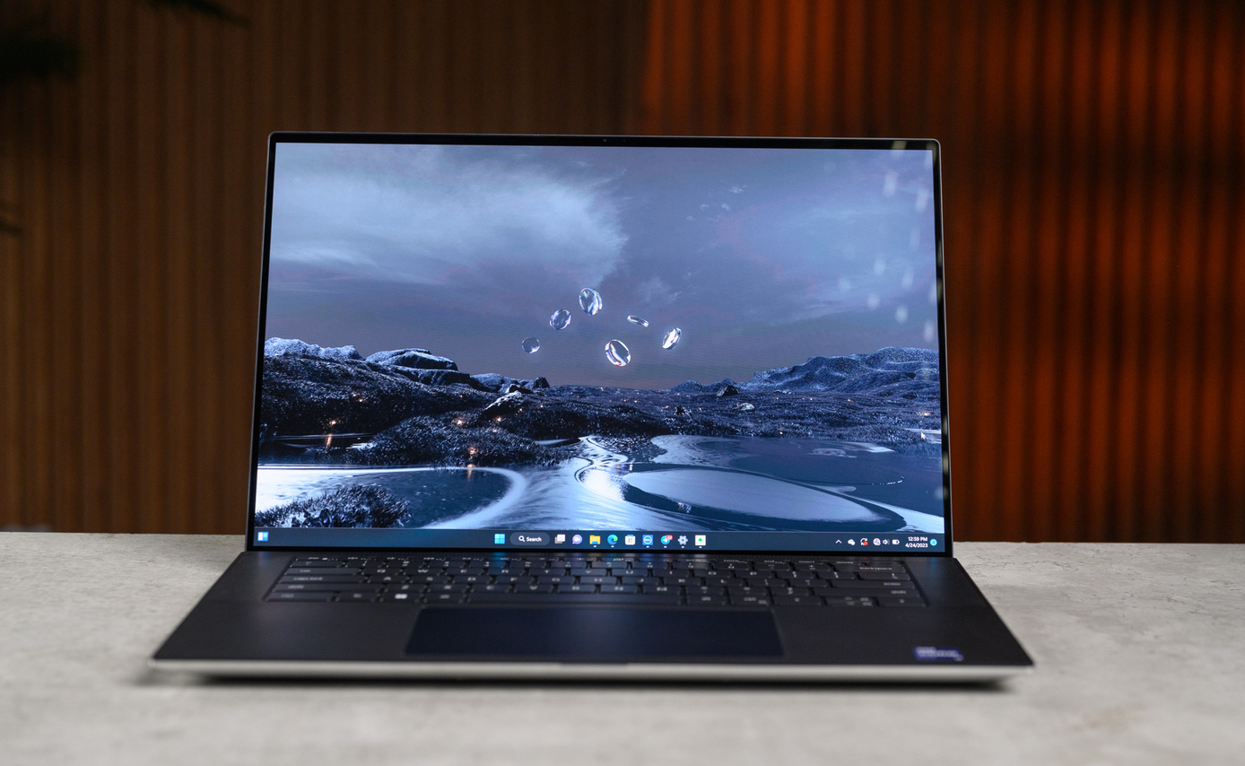 [Review] Đánh giá Laptop Dell XPS 9530: Lịch lãm sang trọng và mạnh mẽ!