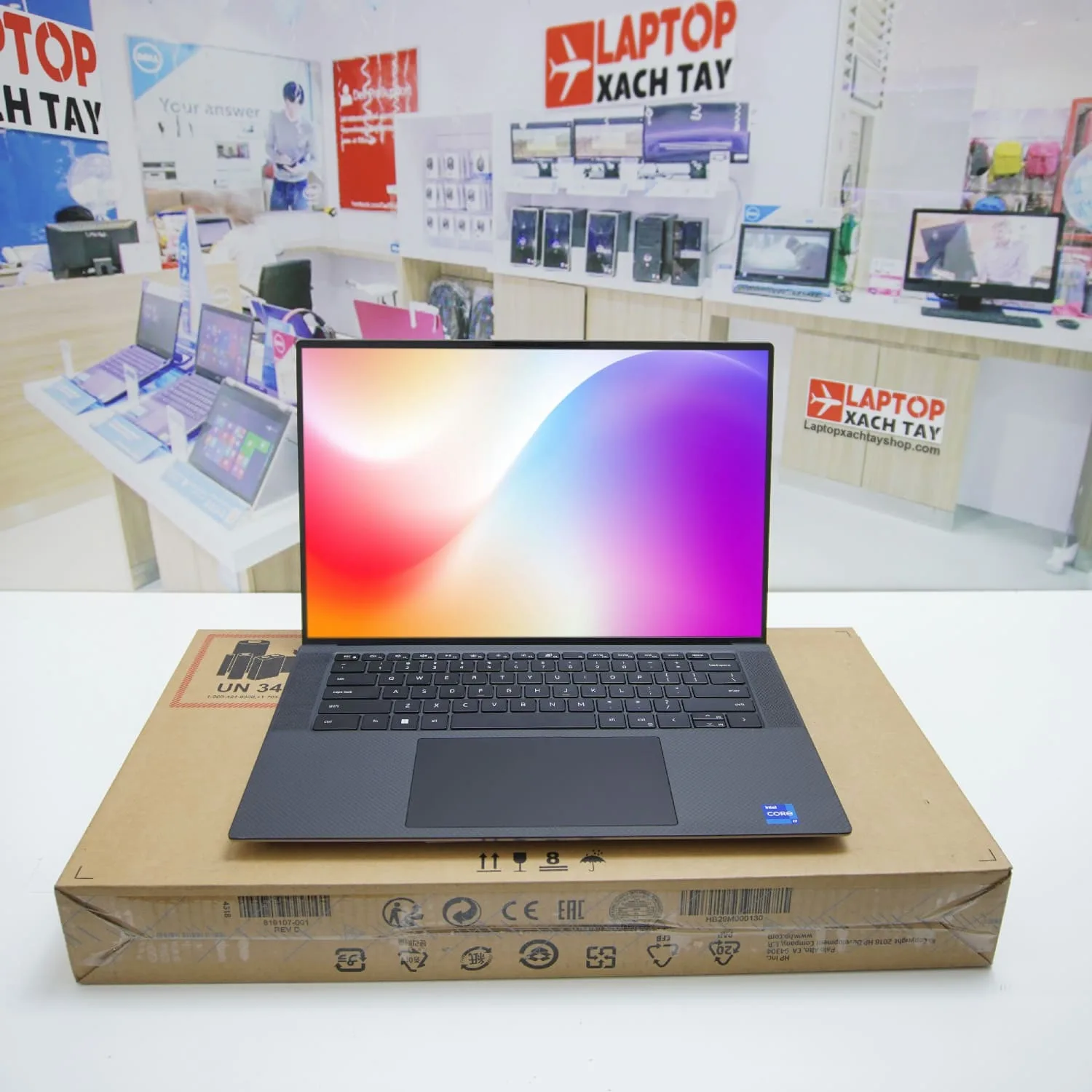 Laptop Dell Precision 5560 Xeon® W-11955M 4K Cảm Ứng Nvidia® Rtx