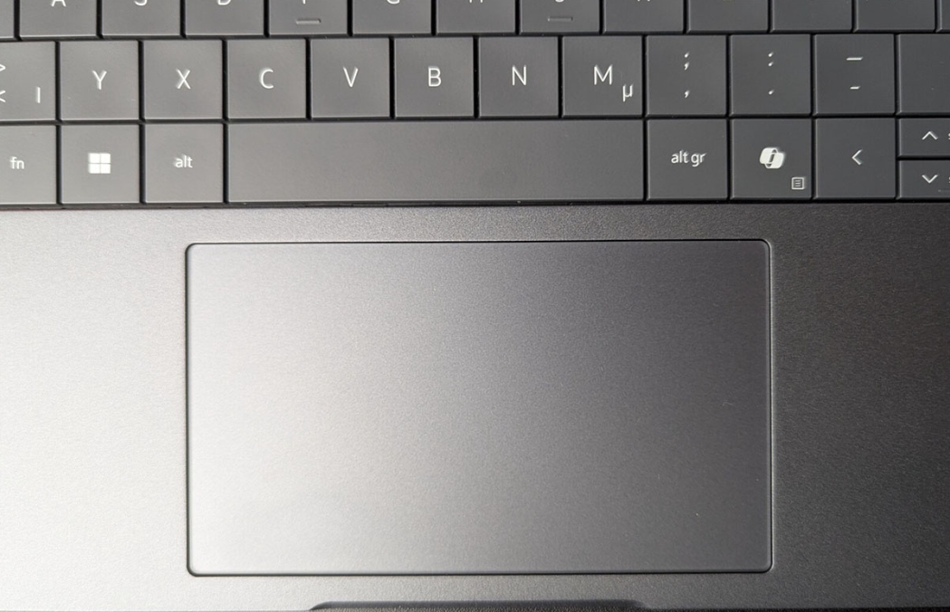 Đánh giá Laptop Dell Pro 13 Premium : Laptop doanh nhân mỏng nhẹ 2025