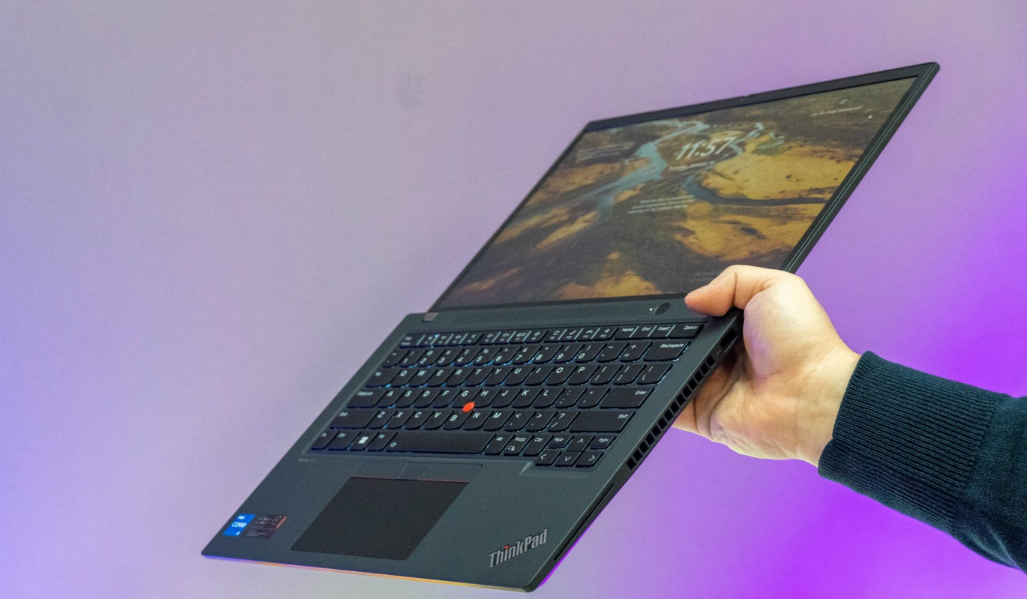 Đánh giá Laptop Lenovo ThinkPad T14 Gen 4: cho sinh viên lập trình tại Laptopxachtayshop