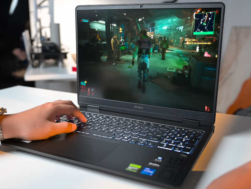 Đánh giá Laptop HP OMEN 16 Slim : Laptop Gaming cao cấp cho sinh viên đồ họa 2025?