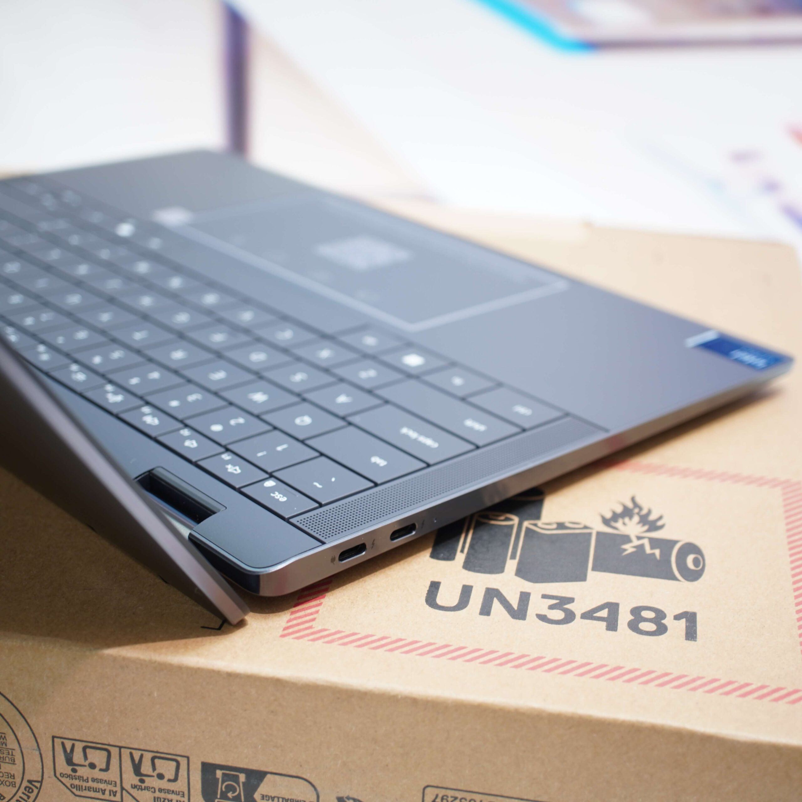 Dell Latitude 9450 2-in-1 (5)