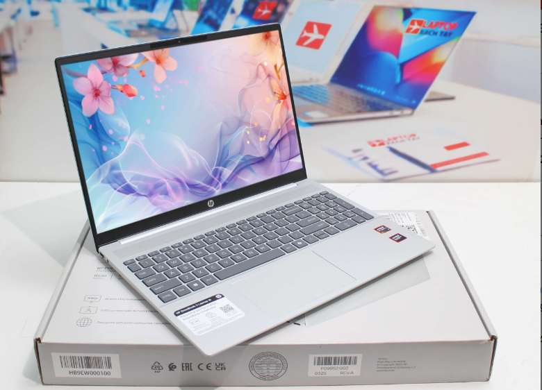 Đánh Giá Chi Tiết HP OmniBook 5 16 G1070: Laptop AI dành cho sinh viên