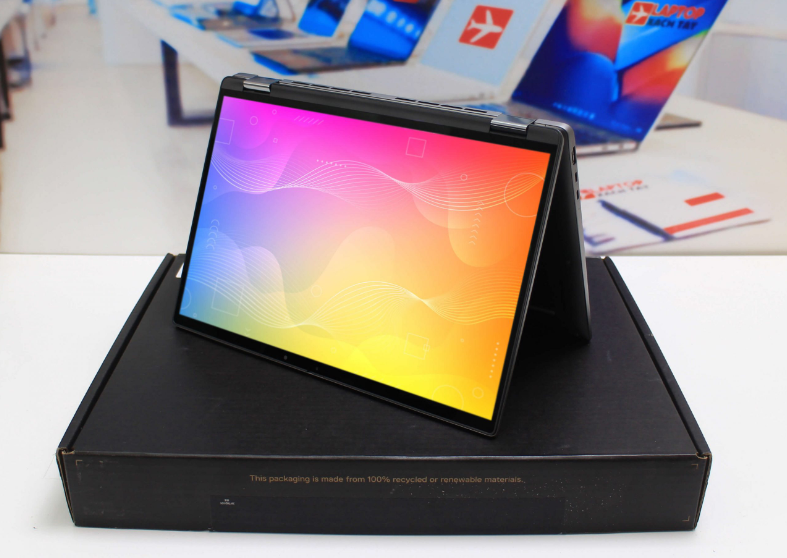 Nên mua laptop cảm ứng hay không? Top 5 Laptop cảm ứng đáng mua nhất tháng 11 2025 tại Laptopxachtayshop