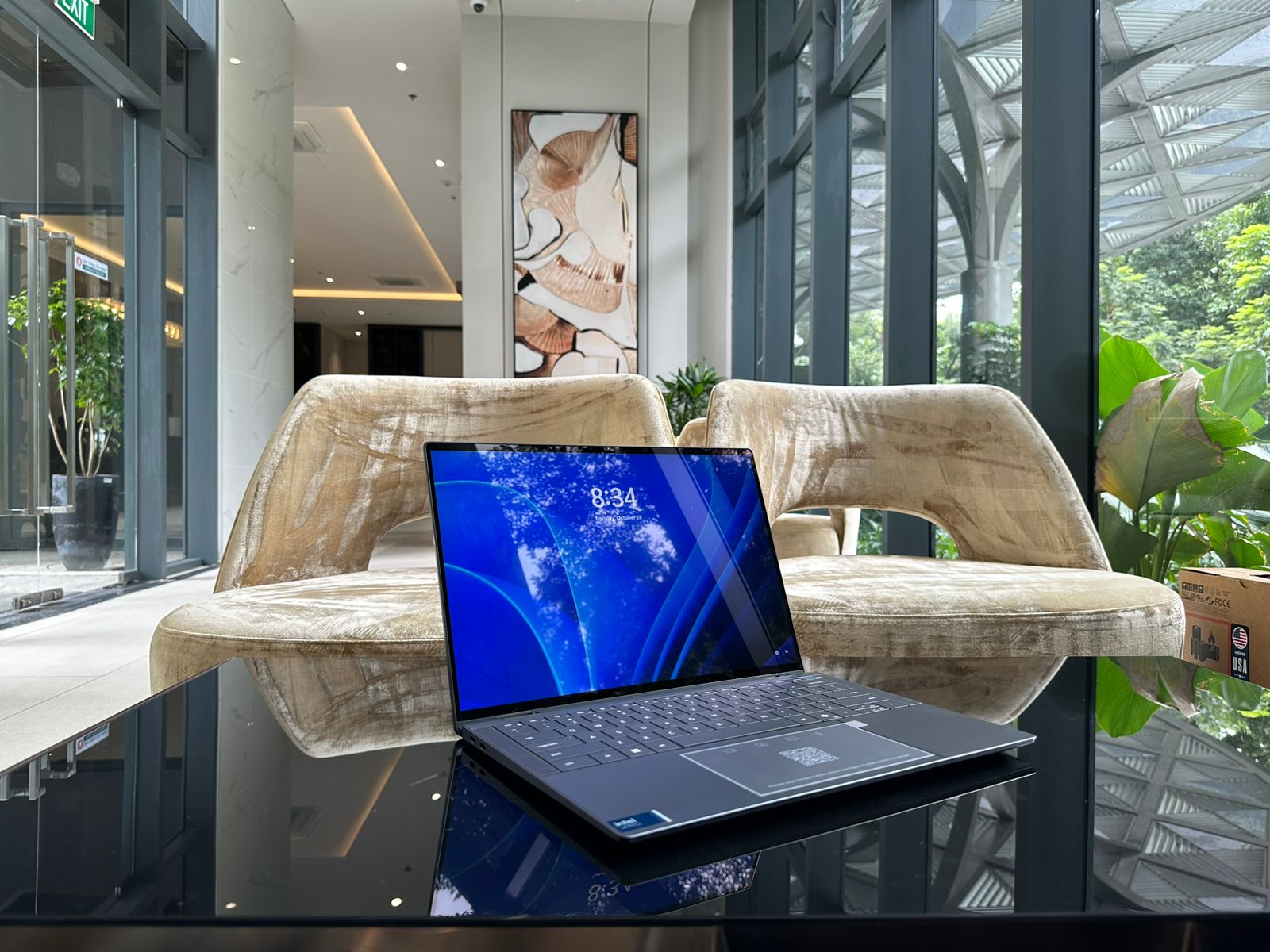 Đánh Giá Dell Latitude 9450 2-in-1: Đỉnh Cao Laptop Doanh Nhân AI