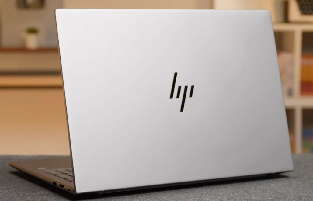 Review chi tiết Laptop HP Workstation ZBook Power G11: Laptop đồ họa cho dân sáng tạo 2026